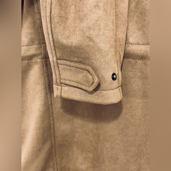 ROBERT GRAHAM Men’s Faux Suede Cargo Jacket with Quilted Orange Interior… - Picture 5 of 14